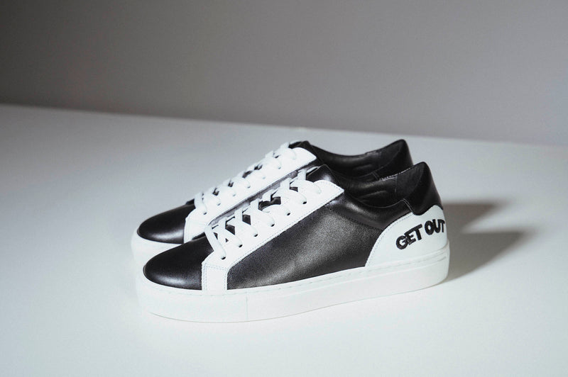 GET OUT Sneaker
